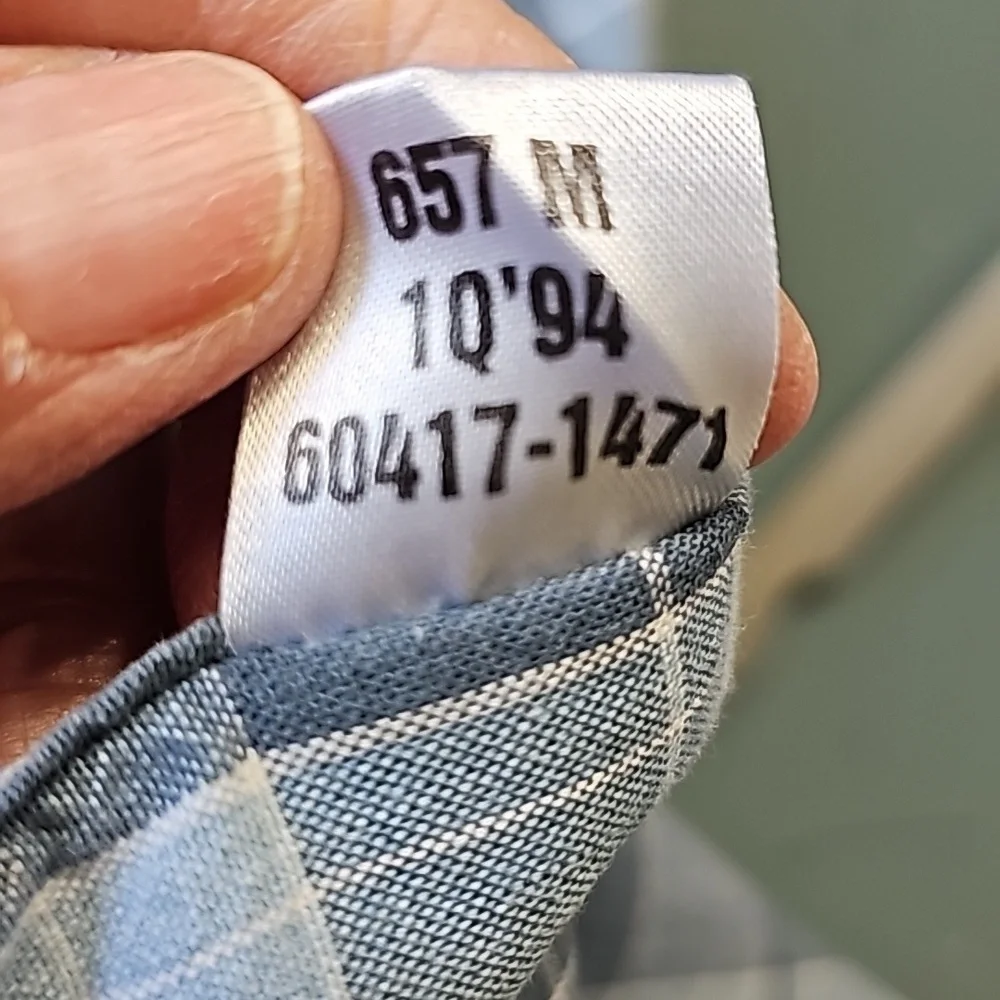 Levi's mens plaid shirt. THE TWO HORSE BRAND. Size XL. Blue/gray‎ plaid.